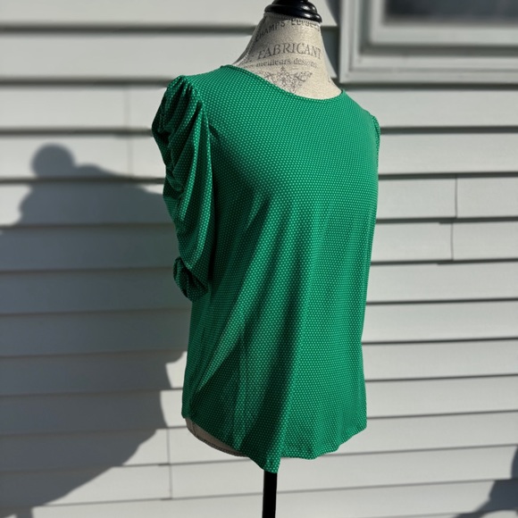 NWT Women’s Adrianna Papell Green Blouse - Picture 4 of 5